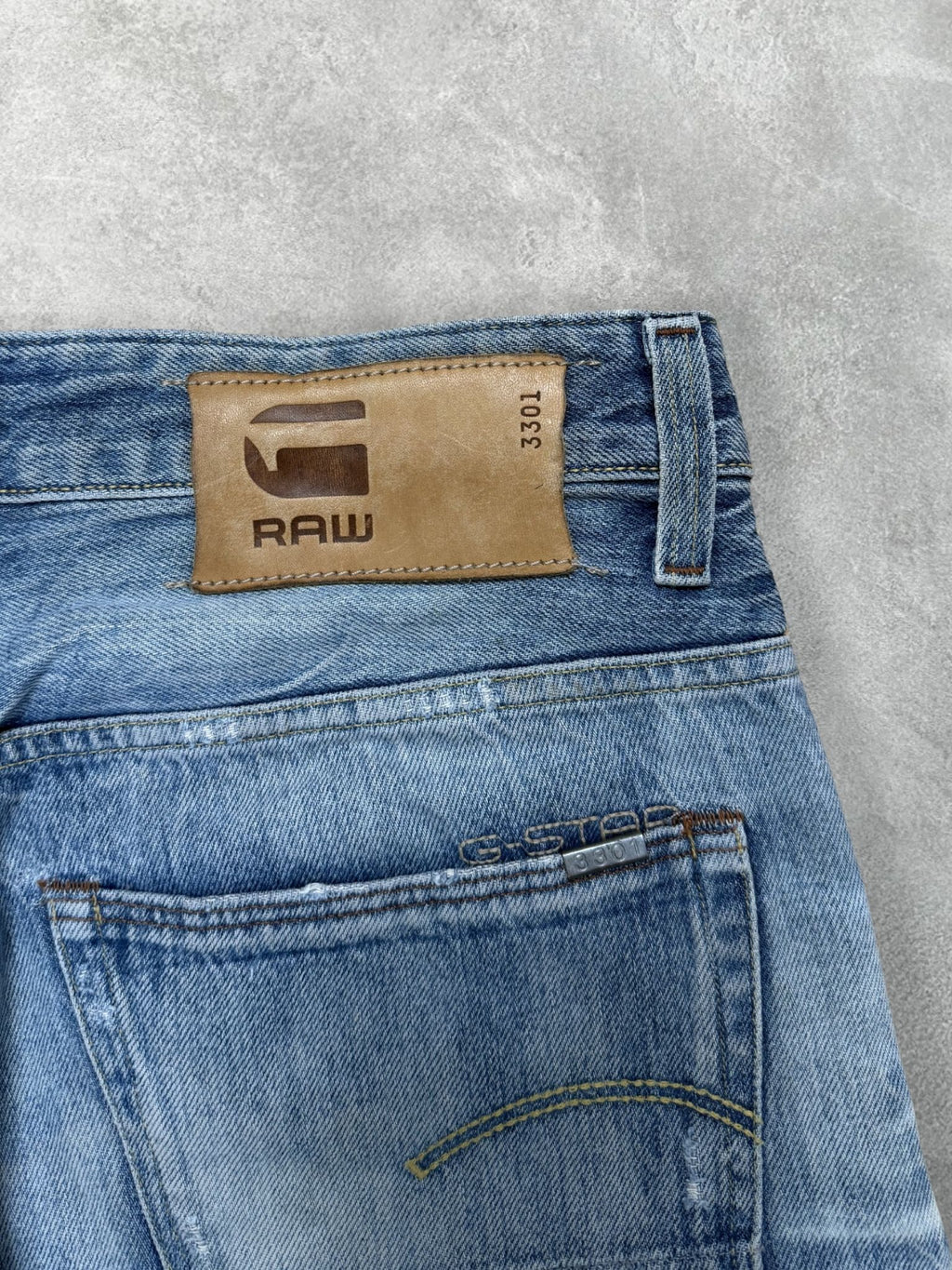 JEANS STRAIGHT BY G-STAR RAW&nbsp;