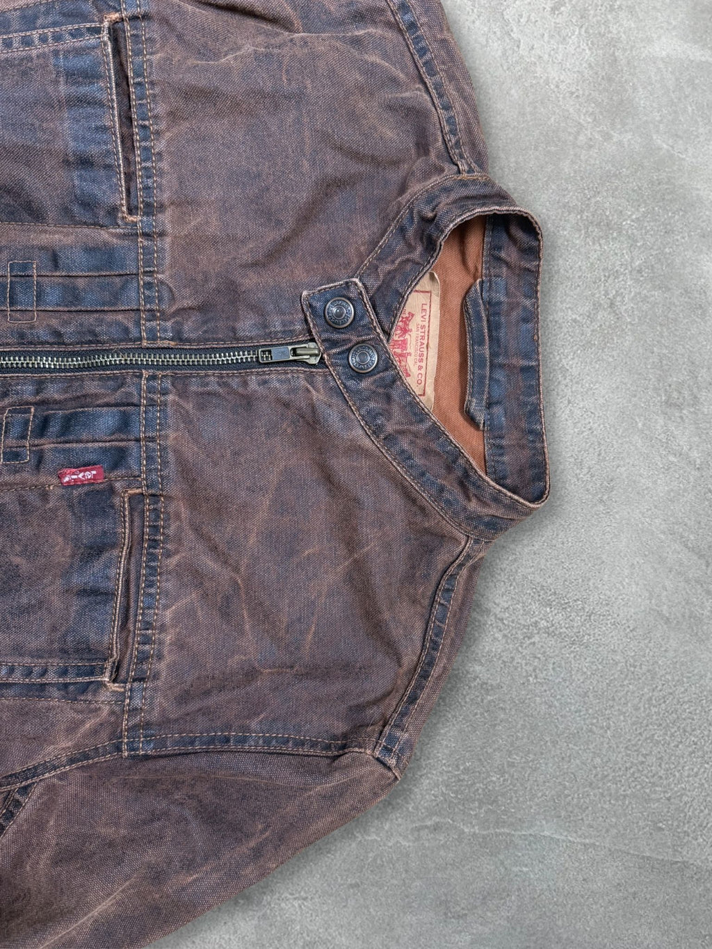 BROWN DENIM JACKET BY LEVIS&nbsp;