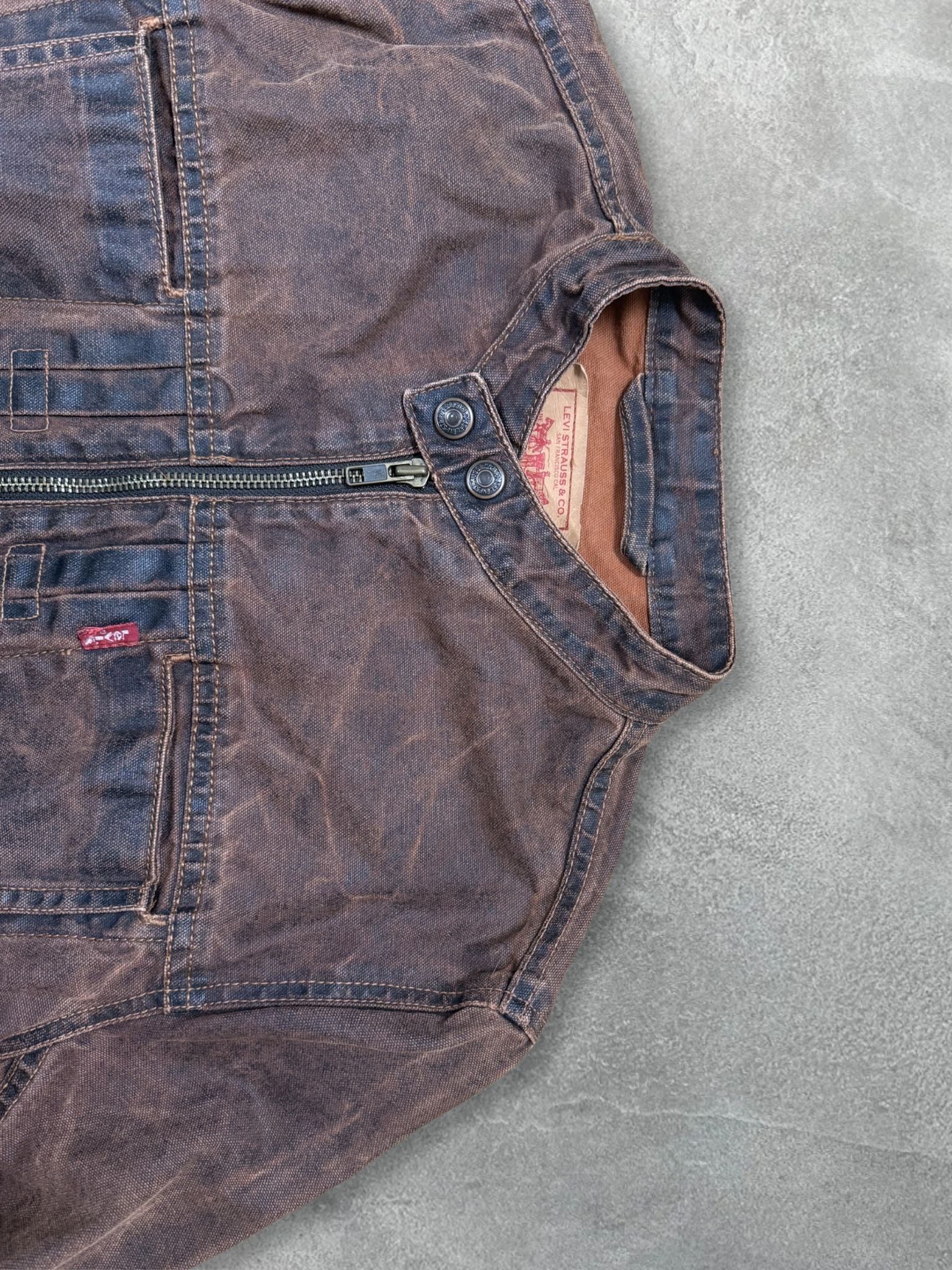 BROWN DENIM JACKET BY LEVIS&nbsp;