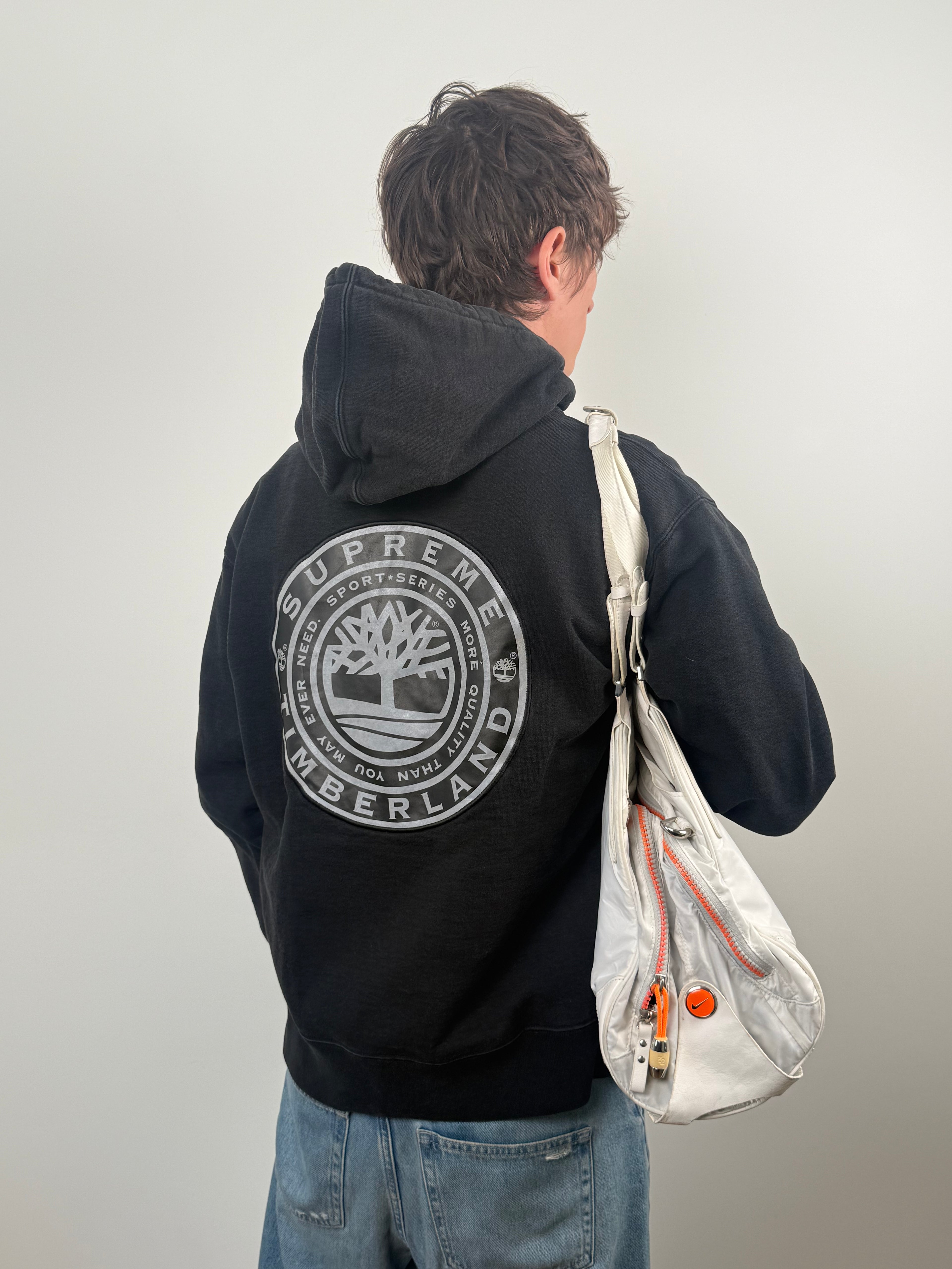HOODIE BY SUPREME X TIMBERLAND&nbsp;